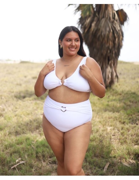 Bikini Aura
