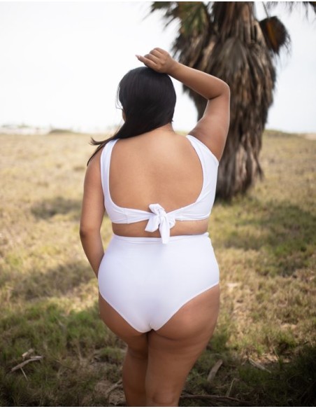 Bikini Aura